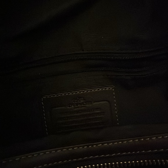 Gorgeous coach handbag - Picture 5 of 9